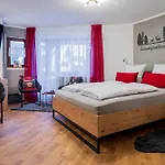 Schwarzwaldmarie In Mit Badewanne Sonnenbalkon Tg-stellplatz Kueche Apartment Titisee-Neustadt